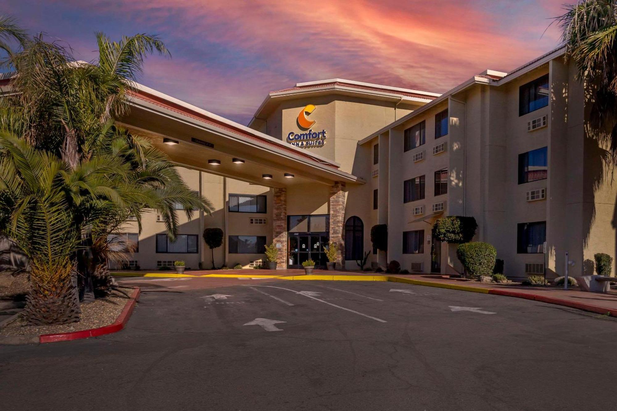 Comfort Inn & Suites Rocklin - Roseville Exterior photo