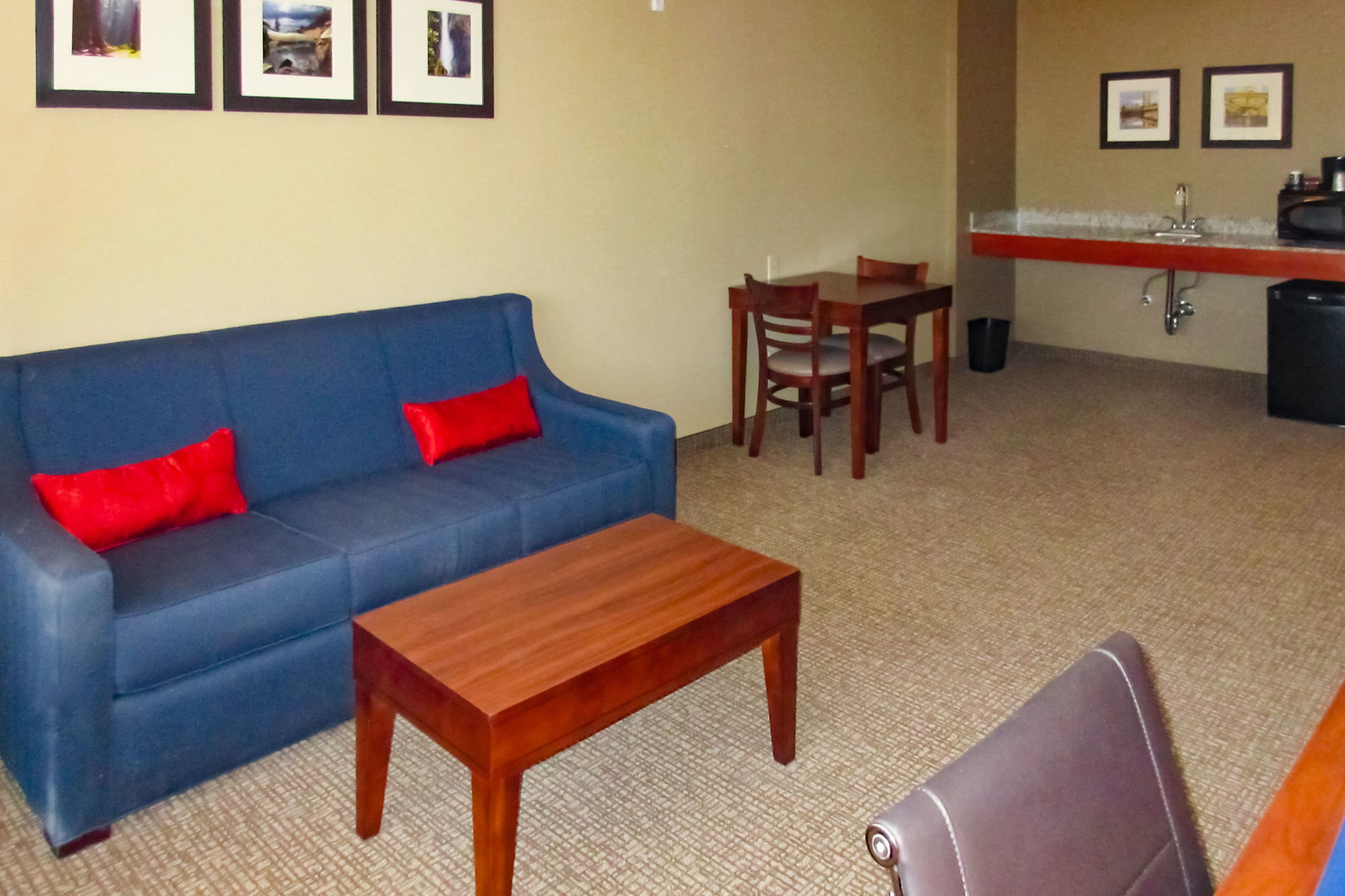 Comfort Inn & Suites Rocklin - Roseville Room photo